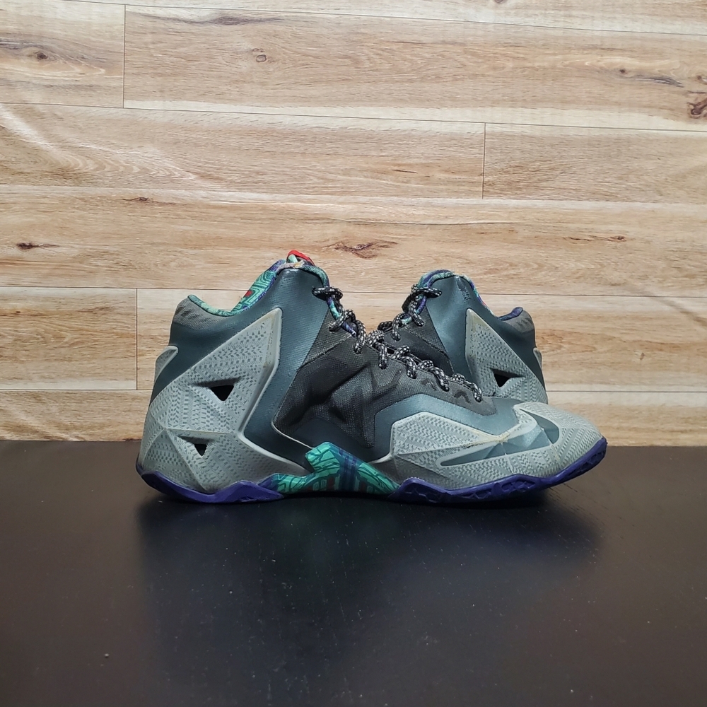 Nike Lebron 11 Terracotta Warrior Gray Shoes Women's Size 8.5 - Picture 3 of 10